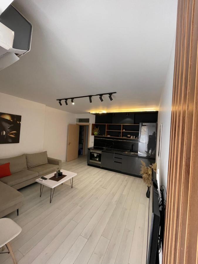 Your Apartment Tirana City Centre Bagian luar foto